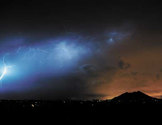 lightning photo by bob hughs