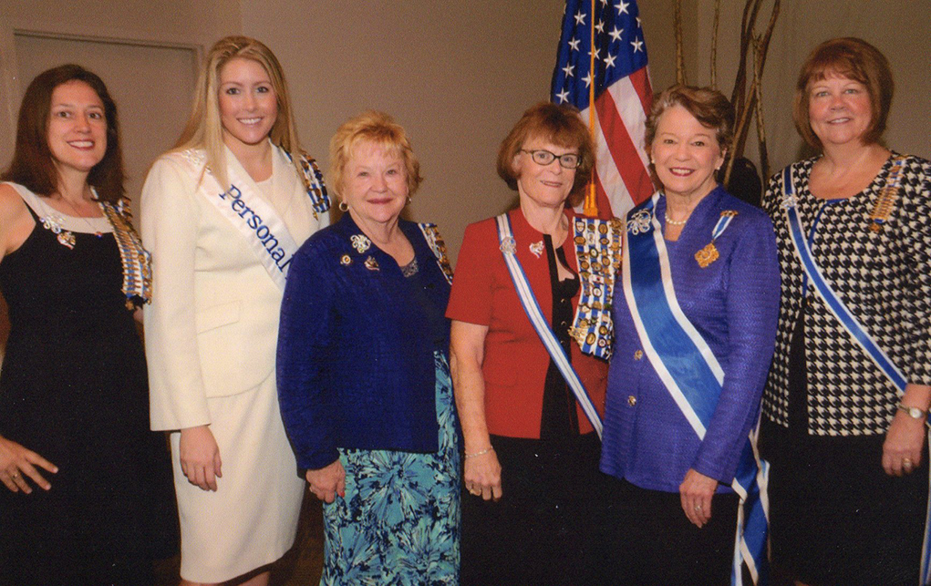 Grand Canyon Chapter members met at the at the Fall Board of Management Meeting for the Arizona State Society Daughters of the American Revolution.  Pictured L-R:  Suzanne Young, Jessie Wicks, Betty Heenan, Honorary State Regent Stephanie Troth, President General Ann Dillon, and State Regent Terri Mott.